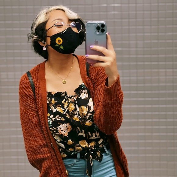 Meet your Posher, Stephanie - Picture 12 of 12